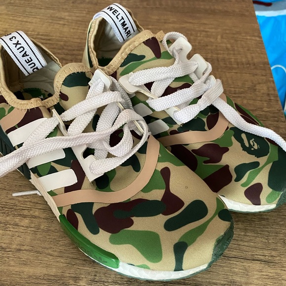 Adidas collection running shoes - Picture 2 of 3